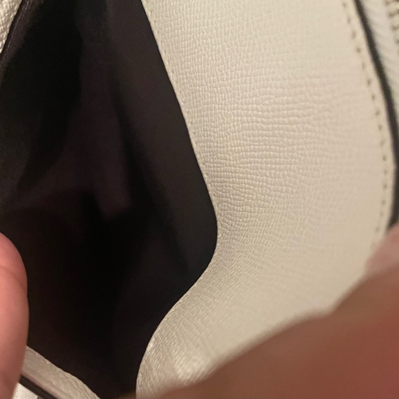 Cream Coach tote - Picture 6 of 6